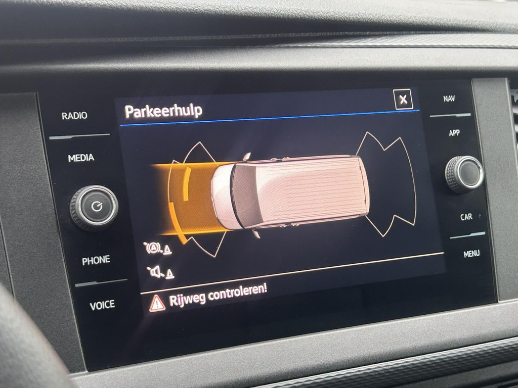 Furgon Volkswagen Transporter-2.0 TDI L2H1 28 Automaat Carplay Cruise PDC V+A DAB Airco Trekhaak: slika 12 Furgon Volkswagen Transporter-2.0 TDI L2H1 28 Automaat Carplay Cruise PDC V+A DAB Airco Trekhaak: slika 12