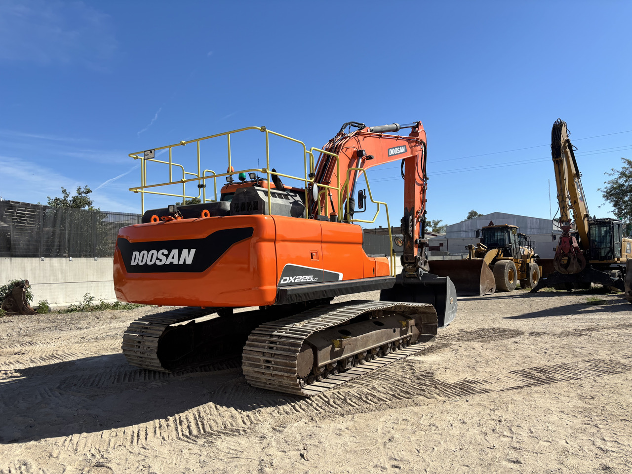 DOOSAN DX225-5 - Bager goseničar: slika 5 DOOSAN DX225-5 - Bager goseničar: slika 5
