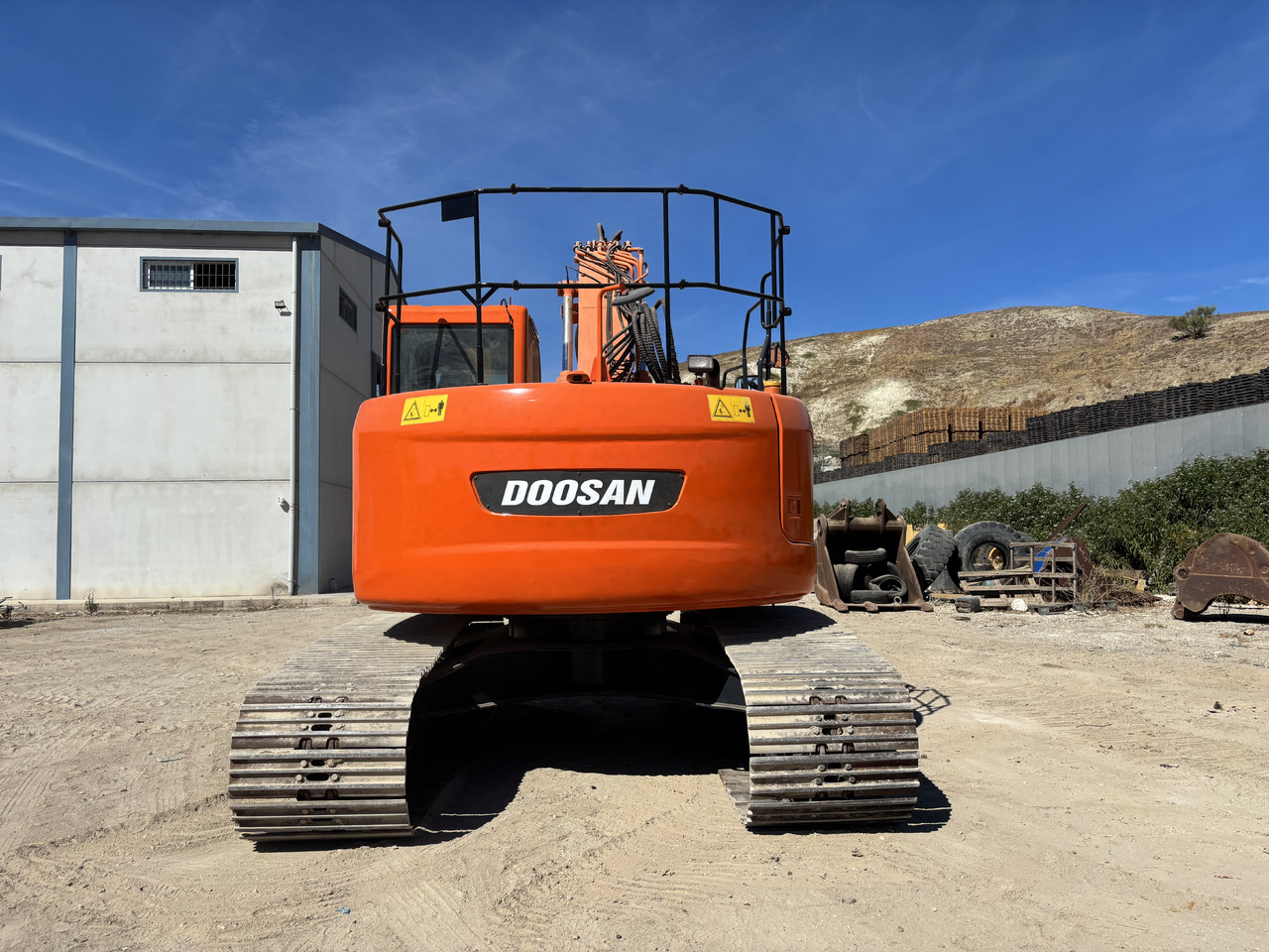 DOOSAN DX235LCR - Bager goseničar: slika 4 DOOSAN DX235LCR - Bager goseničar: slika 4