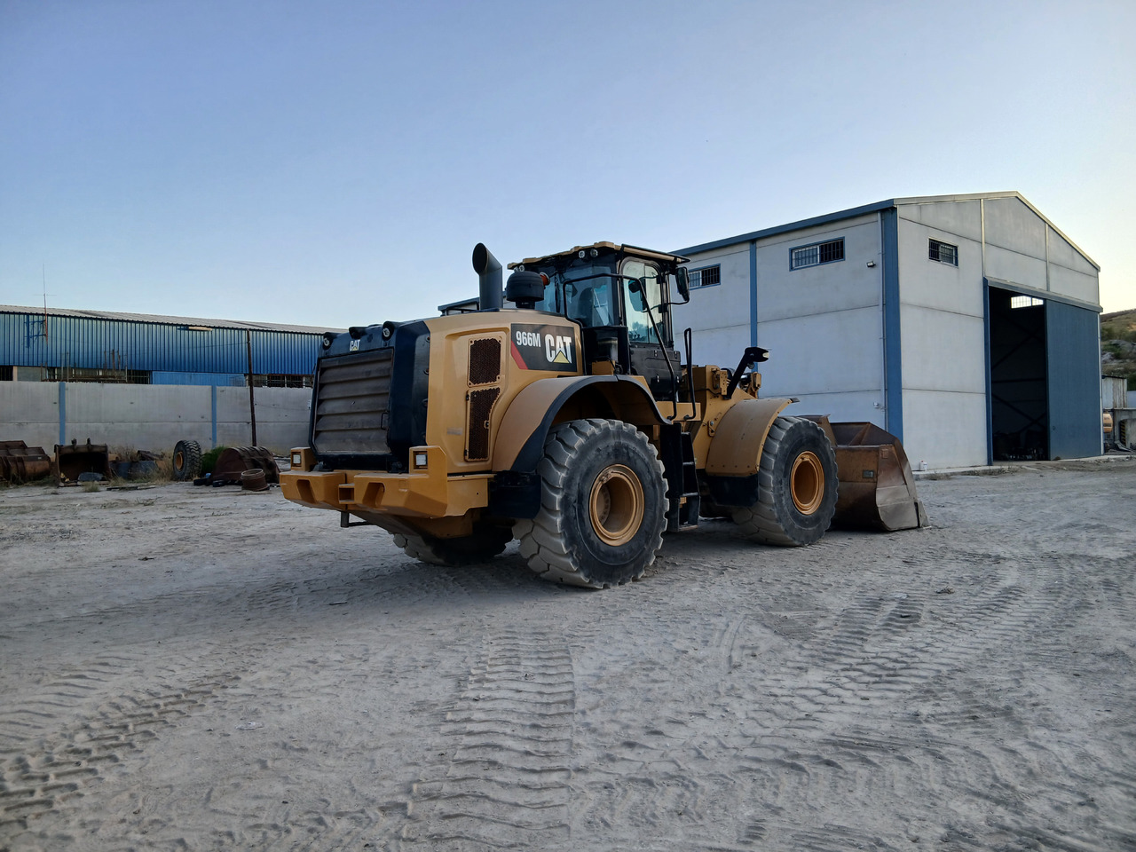 Caterpillar 966M - Gradbeni stroj: slika 5 Caterpillar 966M - Gradbeni stroj: slika 5