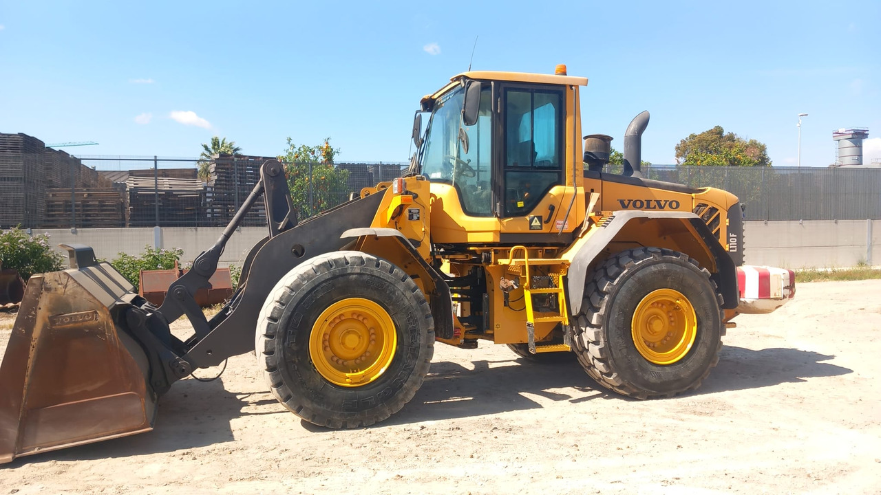 Volvo L110F - Kolesni nakladalec: slika 1 Volvo L110F - Kolesni nakladalec: slika 1
