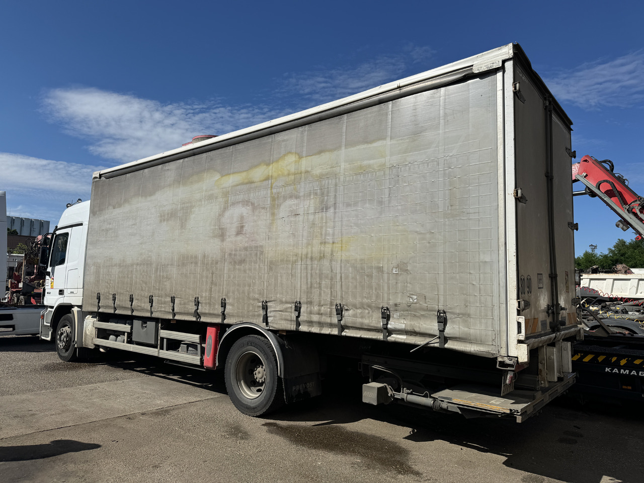 MERCEDES-BENZ ACTROS 1832 - Tovornjak s ponjavo: slika 4 MERCEDES-BENZ ACTROS 1832 - Tovornjak s ponjavo: slika 4