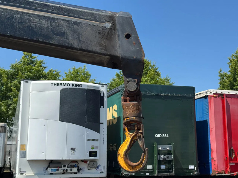 DAF CF 85.360 8x2*6 HIAB 42T/m Crane - Tovornjak z dvigalom: slika 4 DAF CF 85.360 8x2*6 HIAB 42T/m Crane - Tovornjak z dvigalom: slika 4