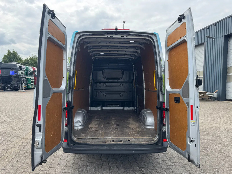 MAN TGE 3.140 L2H2 Airco Automaat Cruise Control 2-Din Radio - Furgon: slika 5 MAN TGE 3.140 L2H2 Airco Automaat Cruise Control 2-Din Radio - Furgon: slika 5