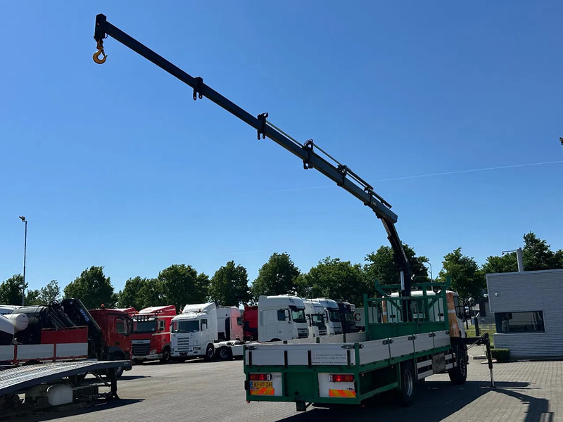 Scania P94-220 HIAB 102 / 5x Extentable / Euro 2 / Apk 02-2026! - Tovornjak z dvigalom: slika 4 Scania P94-220 HIAB 102 / 5x Extentable / Euro 2 / Apk 02-2026! - Tovornjak z dvigalom: slika 4