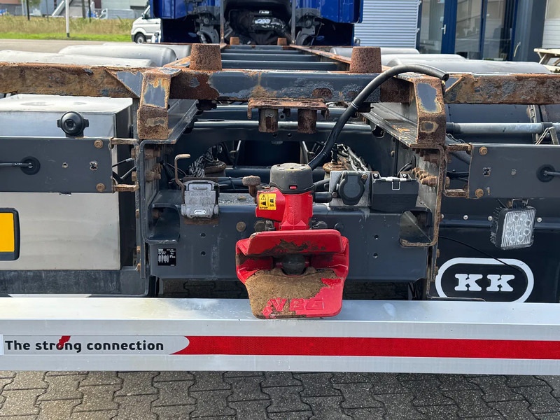 Scania R520 V8 8x4*4 Retarder / BDF / Full Air / Euro 6 - Kontejnerski tovornjak/ Tovornjak z zamenljivim tovoriščem: slika 5 Scania R520 V8 8x4*4 Retarder / BDF / Full Air / Euro 6 - Kontejnerski tovornjak/ Tovornjak z zamenljivim tovoriščem: slika 5