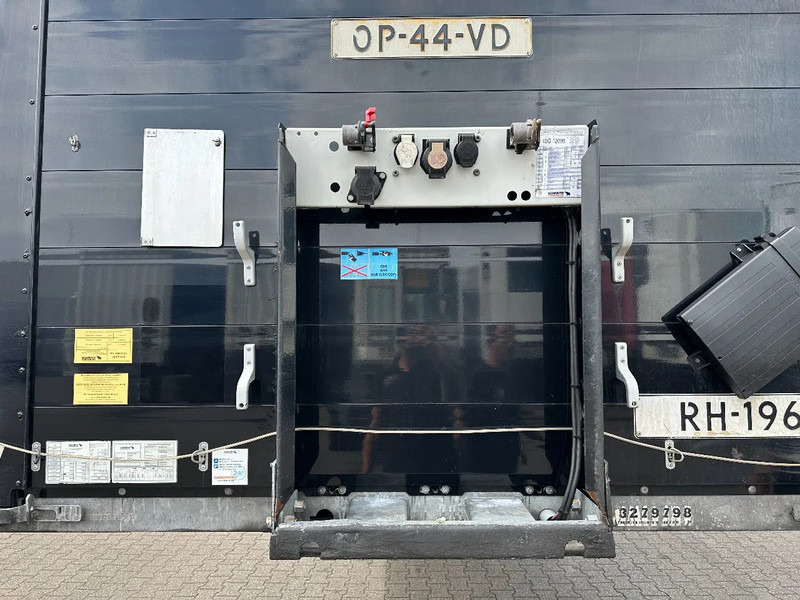 Schmitz Cargobull Schuifzeil met Borden / Disc-Brakes / Huckepack / Code XL / Apk! - Polprikolica s ponjavo: slika 5 Schmitz Cargobull Schuifzeil met Borden / Disc-Brakes / Huckepack / Code XL / Apk! - Polprikolica s ponjavo: slika 5