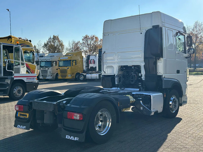 DAF XF 450 Space Cab - Euro 6 - Alcoa - Smart Tacho - Vlačilec: slika 3 DAF XF 450 Space Cab - Euro 6 - Alcoa - Smart Tacho - Vlačilec: slika 3