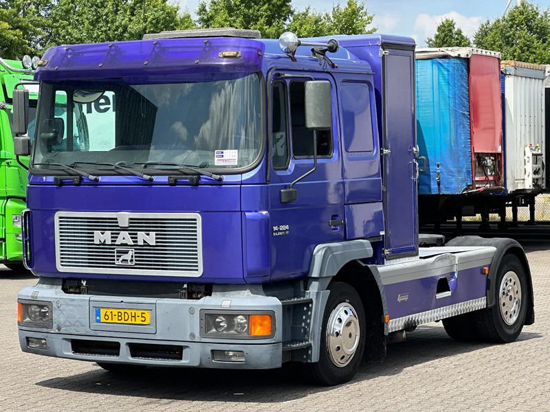 MAN 14.224 4x2 Euro 2 / 6 Cilinder / Manual / 290Tkm! - Vlačilec: slika 1 MAN 14.224 4x2 Euro 2 / 6 Cilinder / Manual / 290Tkm! - Vlačilec: slika 1