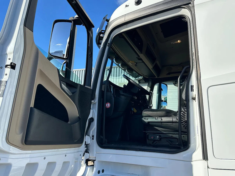 Vlačilec Mercedes-Benz Actros 1943 4x2 Euro 6 Smart Tacho *NL-Truck*: slika 13 Vlačilec Mercedes-Benz Actros 1943 4x2 Euro 6 Smart Tacho *NL-Truck*: slika 13