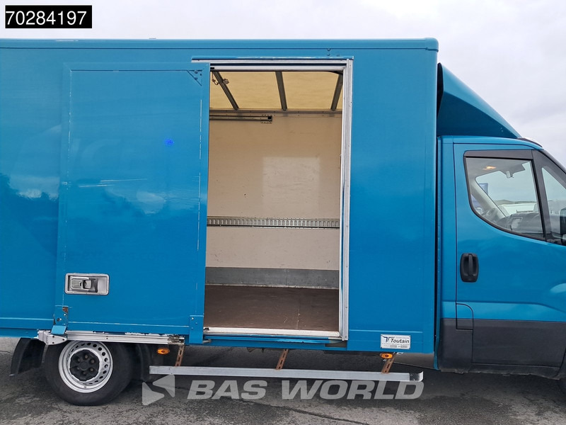 Iveco Daily 35S14 Automatik Seitentür Koffer LED Klima Tempomat Euro6 20m3 A/C Cruise control - Dostavno vozilo z zabojnikom: slika 3 Iveco Daily 35S14 Automatik Seitentür Koffer LED Klima Tempomat Euro6 20m3 A/C Cruise control - Dostavno vozilo z zabojnikom: slika 3