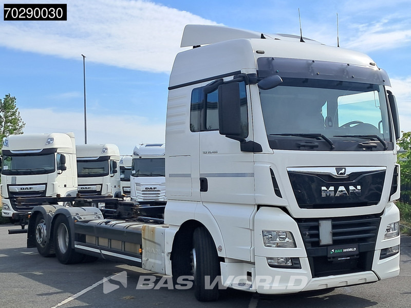 MAN TGX 26.460 6X2 BDF Liftaxle Automatic Retarder ACC Euro 6 - Kontejnerski tovornjak/ Tovornjak z zamenljivim tovoriščem: slika 3 MAN TGX 26.460 6X2 BDF Liftaxle Automatic Retarder ACC Euro 6 - Kontejnerski tovornjak/ Tovornjak z zamenljivim tovoriščem: slika 3