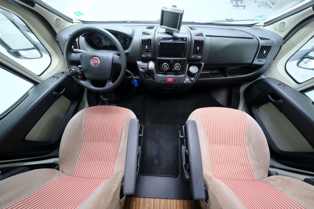 Adria Matrix Axess M 590 SG/Automatik/Hubbett/TOP - Polintegriran avtodom: slika 5 Adria Matrix Axess M 590 SG/Automatik/Hubbett/TOP - Polintegriran avtodom: slika 5