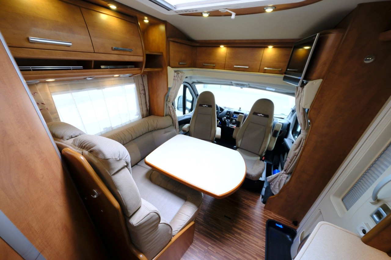 Polintegriran avtodom Carthago Chic C-Line T4.3/Einzelbetten/Garage/Klima/Solar: slika 8