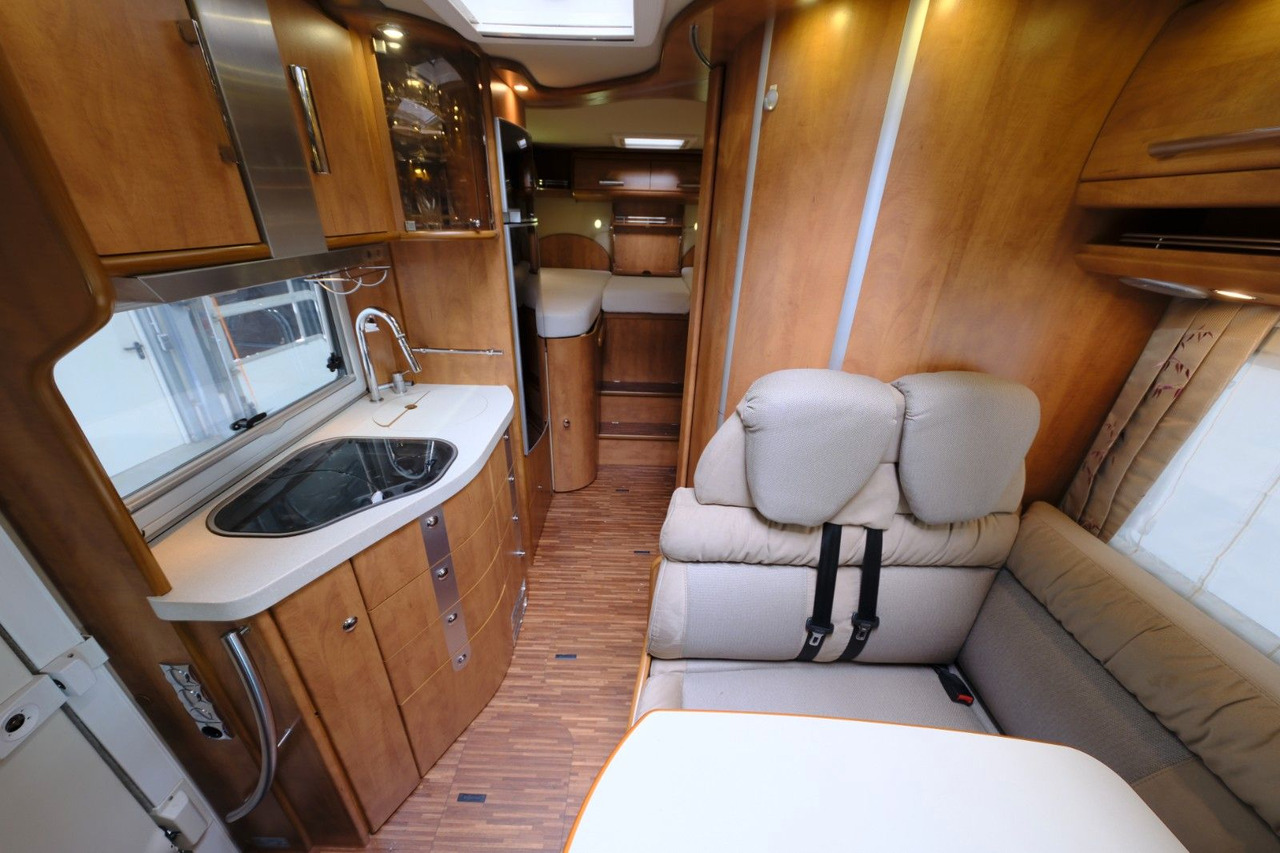 Polintegriran avtodom Carthago Chic C-Line T4.3/Einzelbetten/Garage/Klima/Solar: slika 13