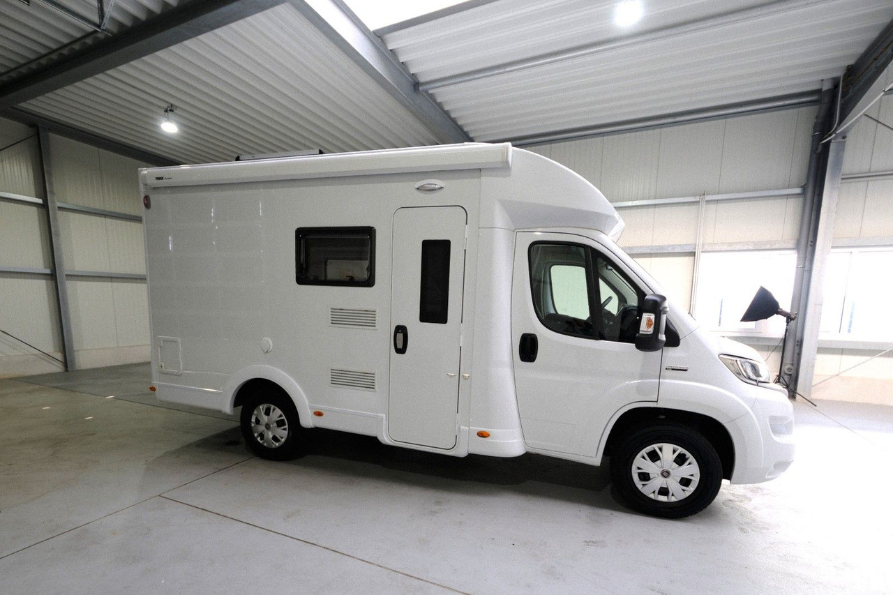 Etrusco T 5900 FB/1.Hand/Festbett/Klima/Markise/Finanz. Etrusco T 5900 FB/1.Hand/Festbett/Klima/FINANZIERUNG - Polintegriran avtodom: slika 2 Etrusco T 5900 FB/1.Hand/Festbett/Klima/Markise/Finanz. Etrusco T 5900 FB/1.Hand/Festbett/Klima/FINANZIERUNG - Polintegriran avtodom: slika 2