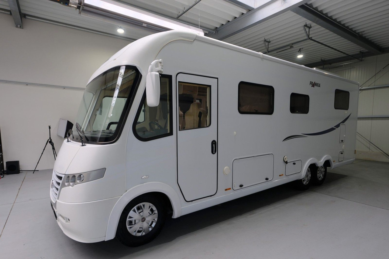 Frankia I 840 QD/Automatik/Festbett+Hubbett/TOP - Integriran avtodom: slika 2 Frankia I 840 QD/Automatik/Festbett+Hubbett/TOP - Integriran avtodom: slika 2