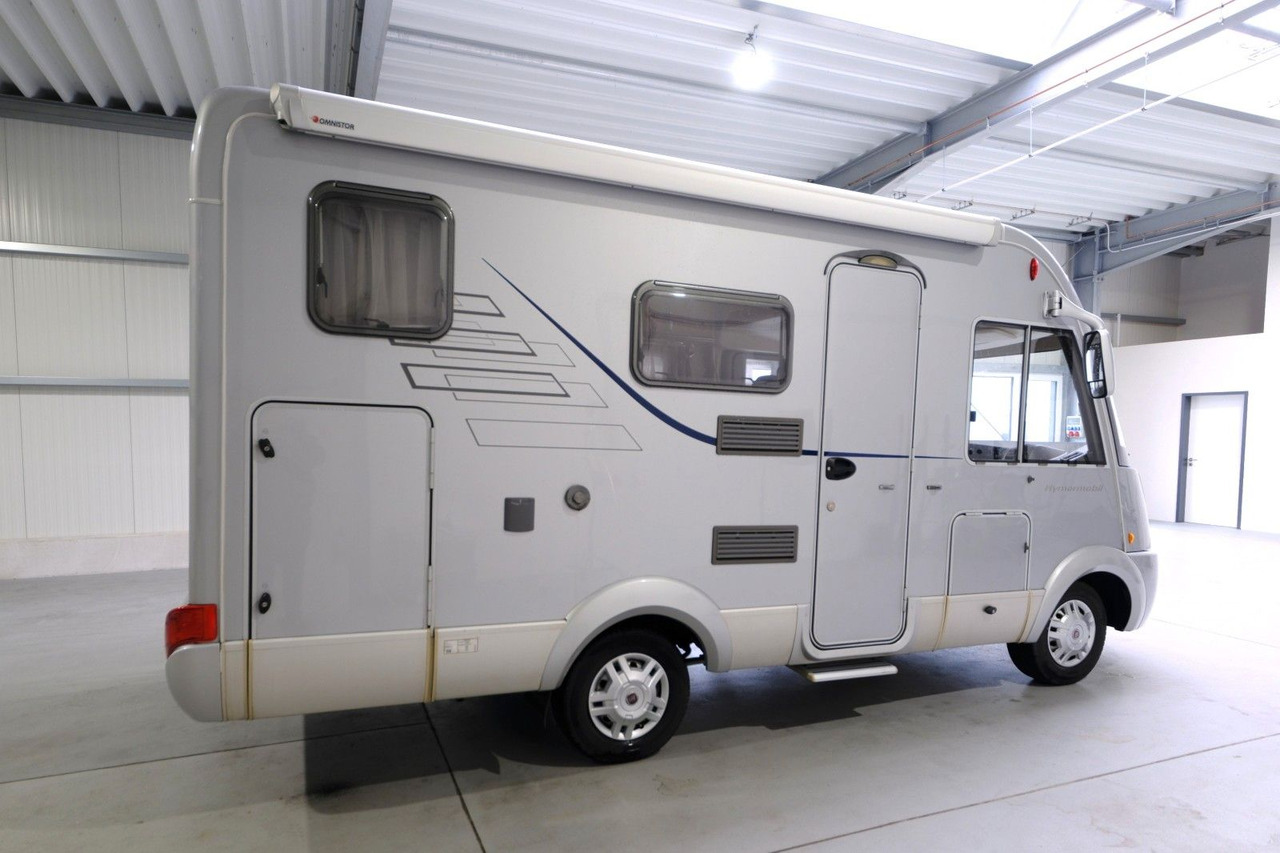 HYMER / ERIBA / HYMERCAR B 504 CL / Hubbett / Festbett / Garage - Integriran avtodom: slika 5 HYMER / ERIBA / HYMERCAR B 504 CL / Hubbett / Festbett / Garage - Integriran avtodom: slika 5