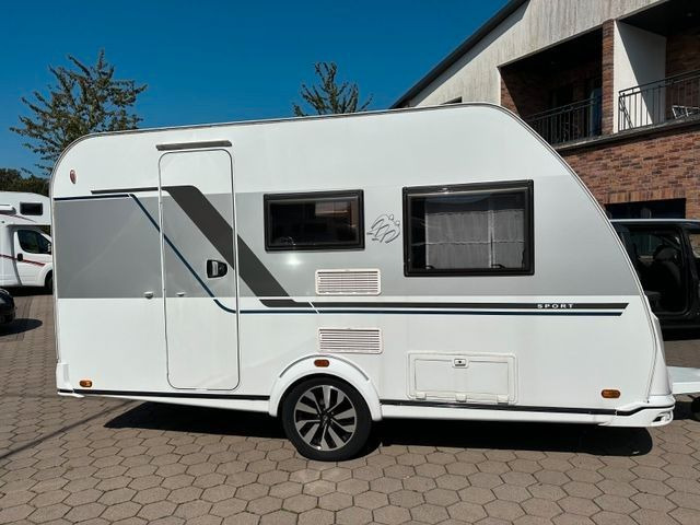 Knaus SPORT 400 LK - 1.HAND-FINANZIERUNG MÖGLICH Knaus SPORT 400 LK - 1.HAND-FINANZIERUNG MÖGLICH - Počitniška prikolica: slika 1 Knaus SPORT 400 LK - 1.HAND-FINANZIERUNG MÖGLICH Knaus SPORT 400 LK - 1.HAND-FINANZIERUNG MÖGLICH - Počitniška prikolica: slika 1