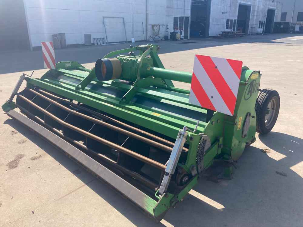 AVR AVR - Multivator - Kombajn: slika 1 AVR AVR - Multivator - Kombajn: slika 1