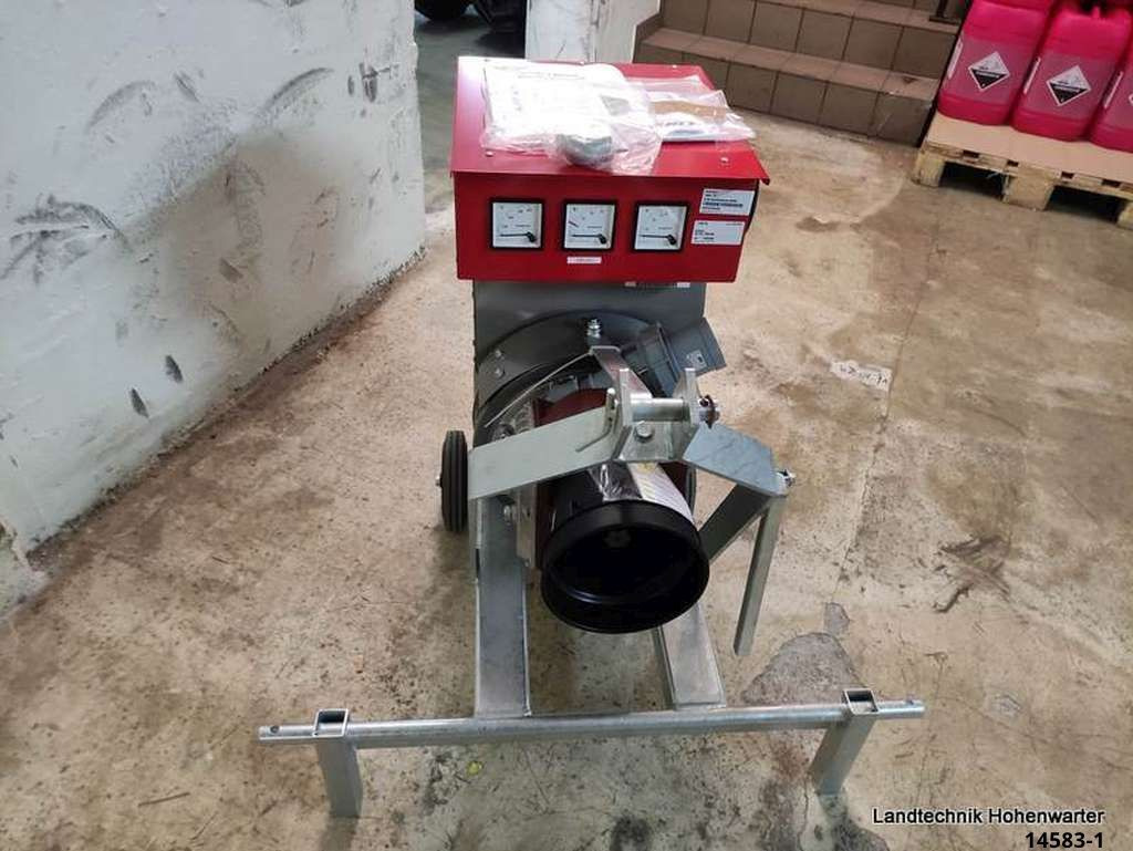 Gärtner 20 kVA oder 42 kVA Zapfwellenaggregat (14583) - Generator: slika 2 Gärtner 20 kVA oder 42 kVA Zapfwellenaggregat (14583) - Generator: slika 2