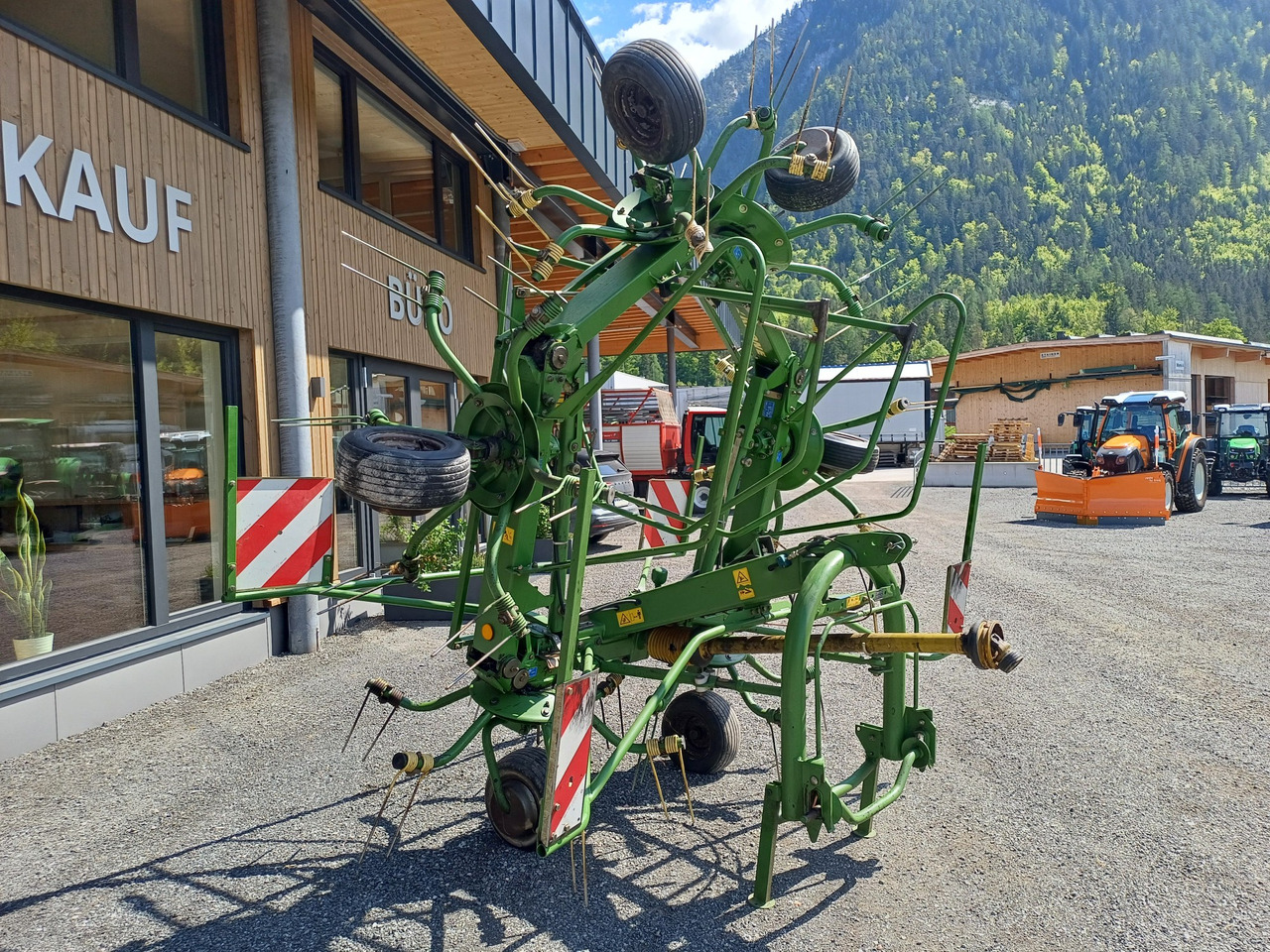 Krone KW 6.70/6 (23245) - Obračalnik/ Zgrabljalnik: slika 5 Krone KW 6.70/6 (23245) - Obračalnik/ Zgrabljalnik: slika 5