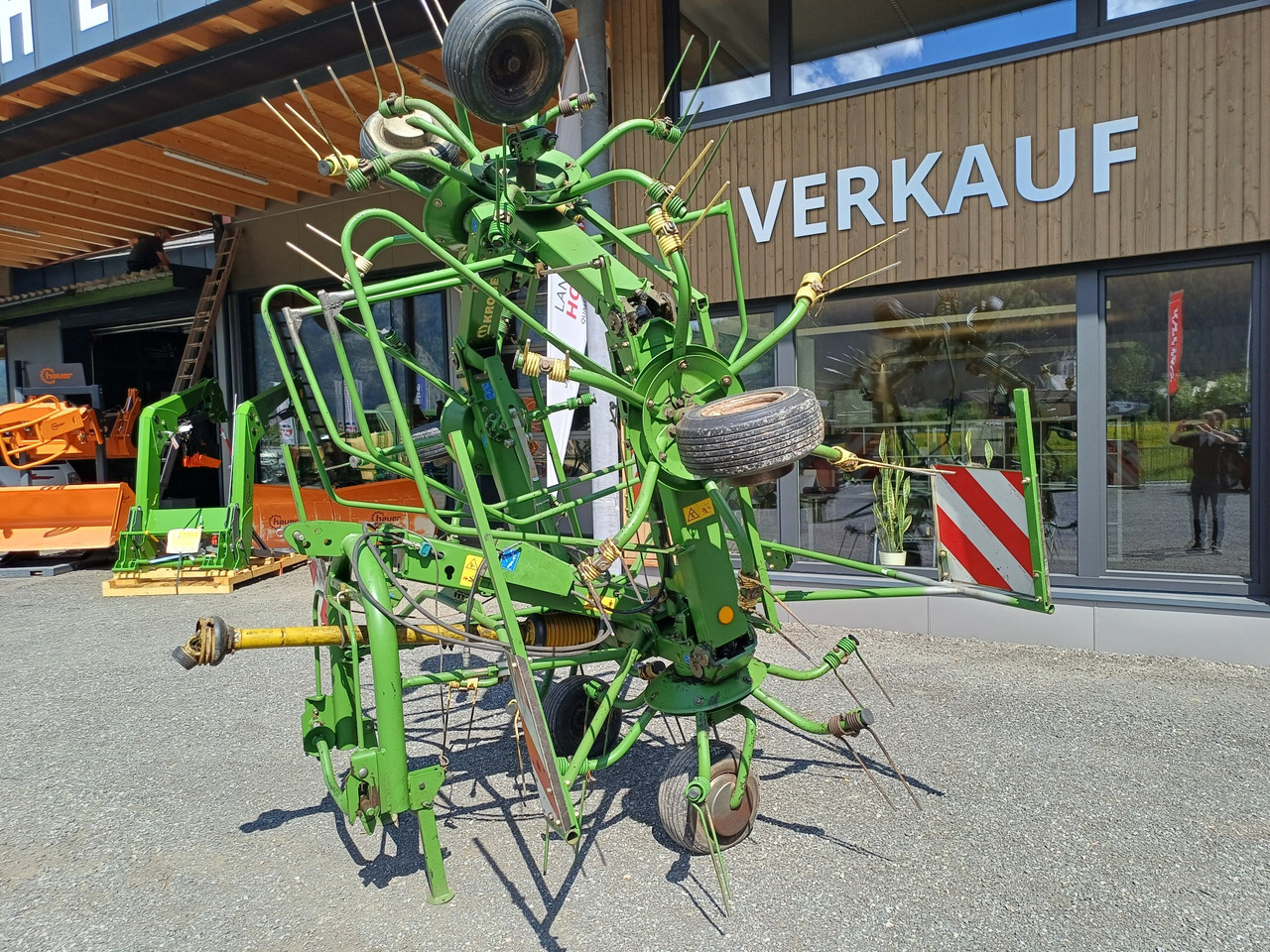 Krone KW 6.70/6 (23245) - Obračalnik/ Zgrabljalnik: slika 2 Krone KW 6.70/6 (23245) - Obračalnik/ Zgrabljalnik: slika 2