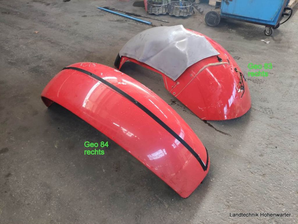 Lindner Kotflügel zu Geotrac 83/84 hinten rechts (15679) - Blatnik za Kmetijski stroj: slika 4 Lindner Kotflügel zu Geotrac 83/84 hinten rechts (15679) - Blatnik za Kmetijski stroj: slika 4