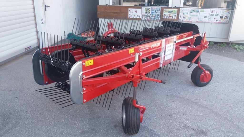 Molon 260/5R Pro zu Traktor (15864) - Obračalnik/ Zgrabljalnik: slika 2 Molon 260/5R Pro zu Traktor (15864) - Obračalnik/ Zgrabljalnik: slika 2