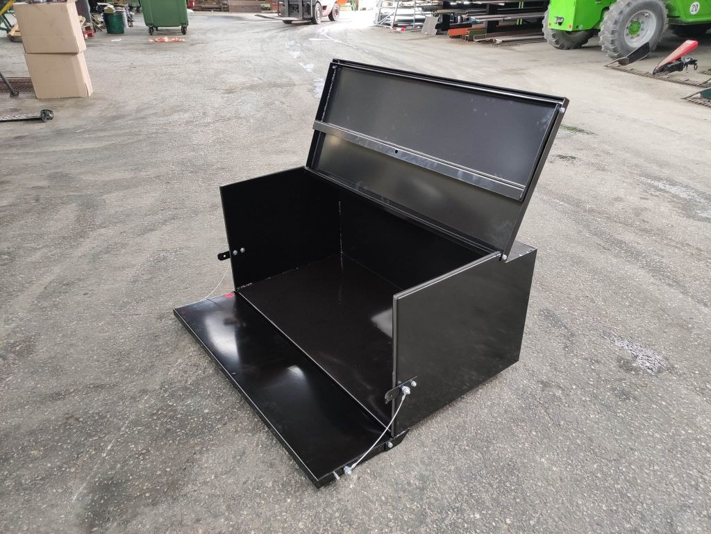 Stekro Front/Heck Transportbox (16621) - Žlica za Traktor: slika 5 Stekro Front/Heck Transportbox (16621) - Žlica za Traktor: slika 5