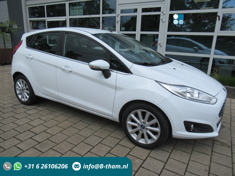 Ford Fiesta 1.0 EcoBoost 74KW Titanium 5-deurs - Kombilimuzina: slika 1 Ford Fiesta 1.0 EcoBoost 74KW Titanium 5-deurs - Kombilimuzina: slika 1