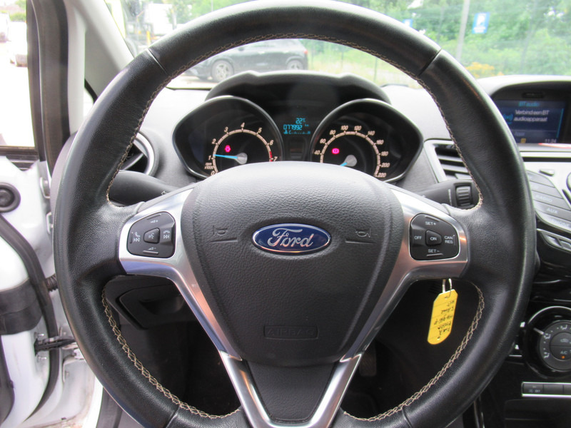 Kombilimuzina Ford Fiesta 1.0 EcoBoost 74KW Titanium 5-deurs: slika 11