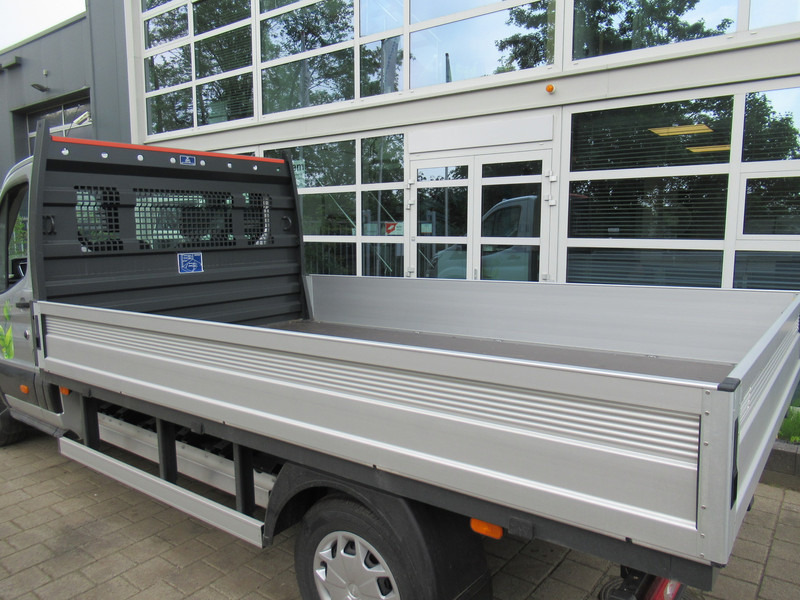 Ford Transit Laadbak L3 370 x 220 Nieuw / Neu / New - Dostavno vozilo s kesonom: slika 2 Ford Transit Laadbak L3 370 x 220 Nieuw / Neu / New - Dostavno vozilo s kesonom: slika 2
