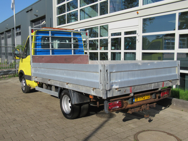 Iveco Daily 50C17 3.0D 125KW EEV 345 PickUp NIDO DIN - Dostavno vozilo s kesonom: slika 4 Iveco Daily 50C17 3.0D 125KW EEV 345 PickUp NIDO DIN - Dostavno vozilo s kesonom: slika 4