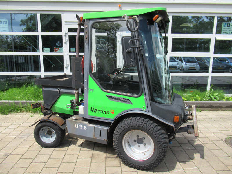 LM TRAC 286 4WD 4x4 AIRCO Werktuigdrager - Vozilo za pometanje: slika 4 LM TRAC 286 4WD 4x4 AIRCO Werktuigdrager - Vozilo za pometanje: slika 4