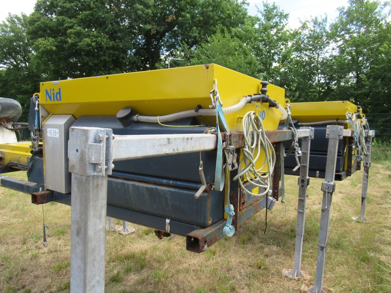 NIDO - Schmidt STRATOS B08-27 PALN 0,8m3 + 350 L Zoutstrooier - Posipalnik peska/ Soli: slika 4 NIDO - Schmidt STRATOS B08-27 PALN 0,8m3 + 350 L Zoutstrooier - Posipalnik peska/ Soli: slika 4