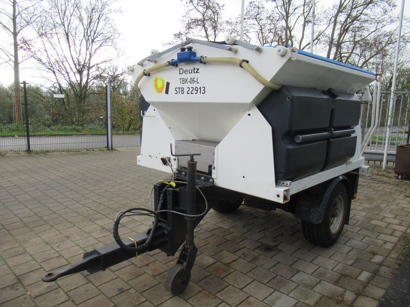 NIDO Stratos B17-18 AWALN 1,7m3 + 880 L Salzstreuer Saltspreader Zoutstrooier - Posipalnik peska/ Soli: slika 3 NIDO Stratos B17-18 AWALN 1,7m3 + 880 L Salzstreuer Saltspreader Zoutstrooier - Posipalnik peska/ Soli: slika 3