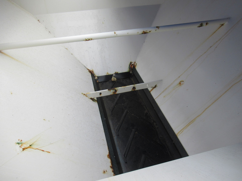 NIDO Stratos B17-18 AWALN 1,7m3 + 880 L Salzstreuer Saltspreader Zoutstrooier - Posipalnik peska/ Soli: slika 5 NIDO Stratos B17-18 AWALN 1,7m3 + 880 L Salzstreuer Saltspreader Zoutstrooier - Posipalnik peska/ Soli: slika 5