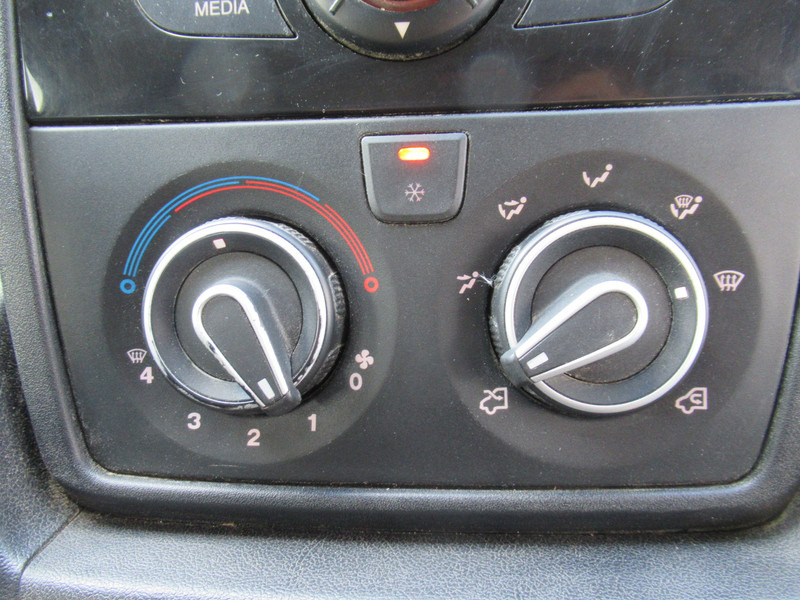 Mali kombi, Dostavno vozilo z dvojno kabino Peugeot Boxer 330 2.2 HDI L1H1 P+ Dubbelcabine DOKA airco: slika 10