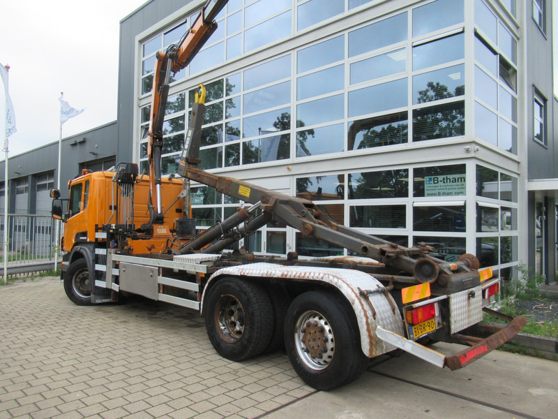 Scania P 320 B 6x2*4 + HMF 835 + HYVA Haakarm - Kotalni prekucni tovornjak, Tovornjak z dvigalom: slika 4 Scania P 320 B 6x2*4 + HMF 835 + HYVA Haakarm - Kotalni prekucni tovornjak, Tovornjak z dvigalom: slika 4