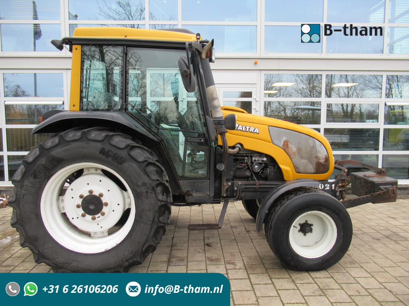 Valtra A75 4x2 + Fronthef VALMET - Traktor: slika 1 Valtra A75 4x2 + Fronthef VALMET - Traktor: slika 1