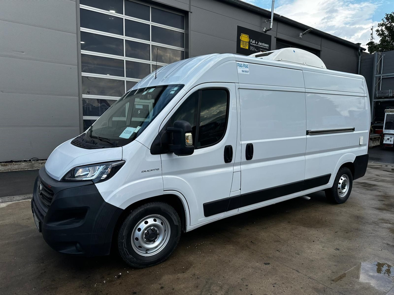 Fiat Ducato Isberg Pharma-Kühler -30°C/4°C/22°C - Hladilno vozilo: slika 1 Fiat Ducato Isberg Pharma-Kühler -30°C/4°C/22°C - Hladilno vozilo: slika 1