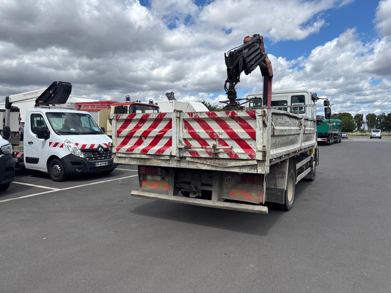 Iveco Eurocargo ML120E21 /Kipper/ Kran/ kein Brief! - Tovornjak prekucnik, Tovornjak z dvigalom: slika 3 Iveco Eurocargo ML120E21 /Kipper/ Kran/ kein Brief! - Tovornjak prekucnik, Tovornjak z dvigalom: slika 3