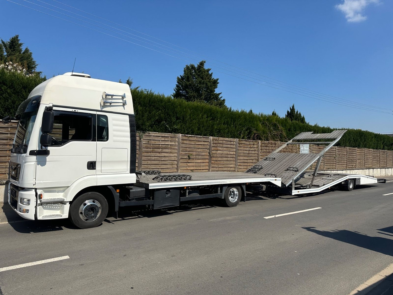 MAN 8.250 TGL*VDI2700*TOP*4-er Zug BFT Anhänger MAN 8.250 TGL*4er-Zug*XLX Kabine*VDI2700*TOP* - Tovornjak avtotransporter: slika 2 MAN 8.250 TGL*VDI2700*TOP*4-er Zug BFT Anhänger MAN 8.250 TGL*4er-Zug*XLX Kabine*VDI2700*TOP* - Tovornjak avtotransporter: slika 2