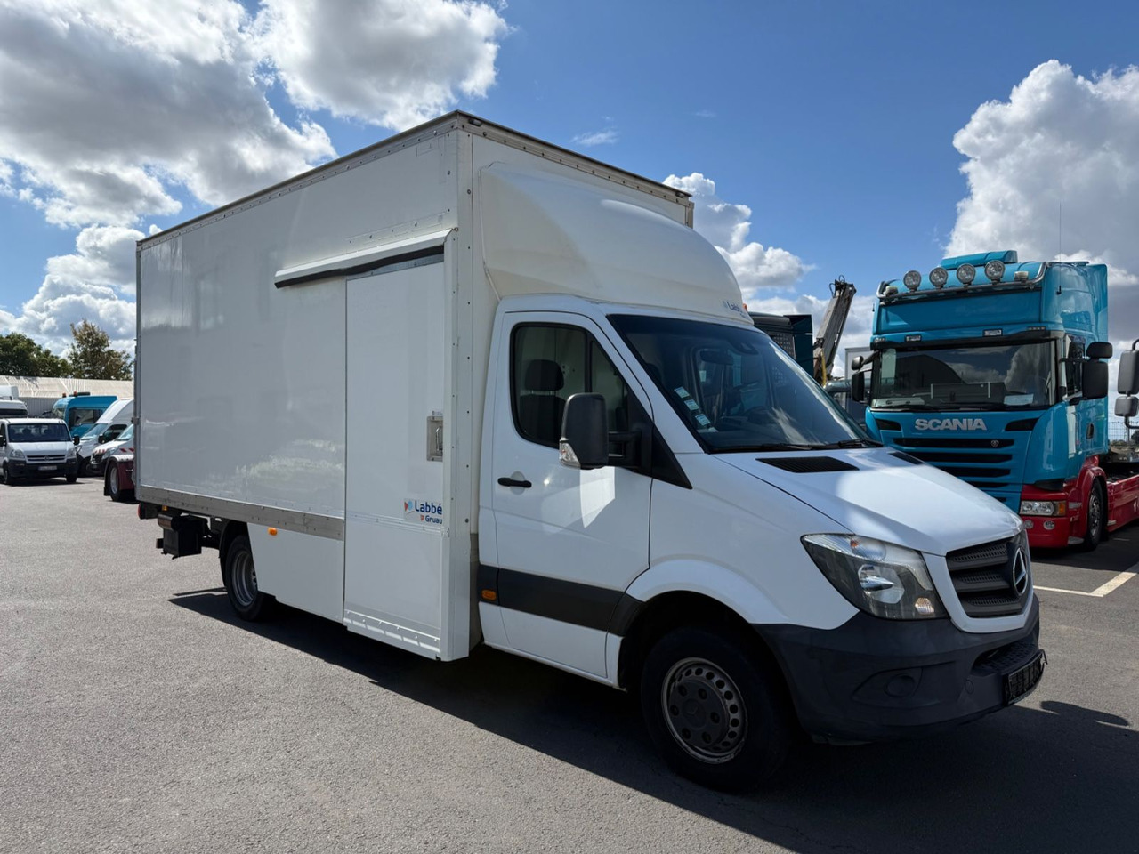 Mercedes-Benz Sprinter II 516 CDI /Automatik/LBW/Koffer/Kamera - Dostavno vozilo z zabojnikom: slika 1 Mercedes-Benz Sprinter II 516 CDI /Automatik/LBW/Koffer/Kamera - Dostavno vozilo z zabojnikom: slika 1