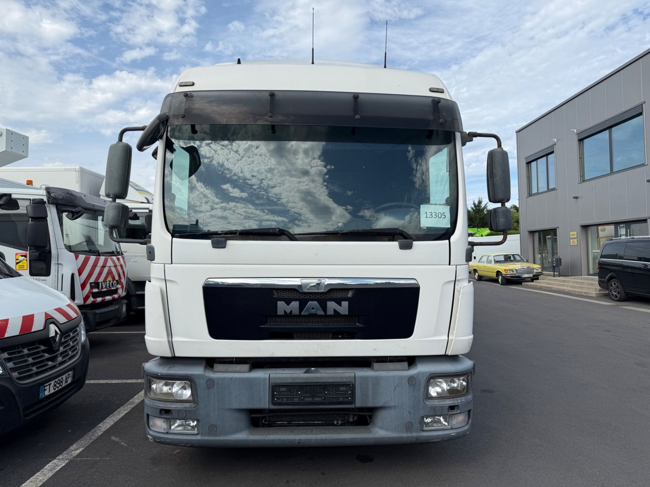MAN TGL 8.250 2x Bett/ Automatik/ Blatt-Luft - Vlačilec: slika 2 MAN TGL 8.250 2x Bett/ Automatik/ Blatt-Luft - Vlačilec: slika 2