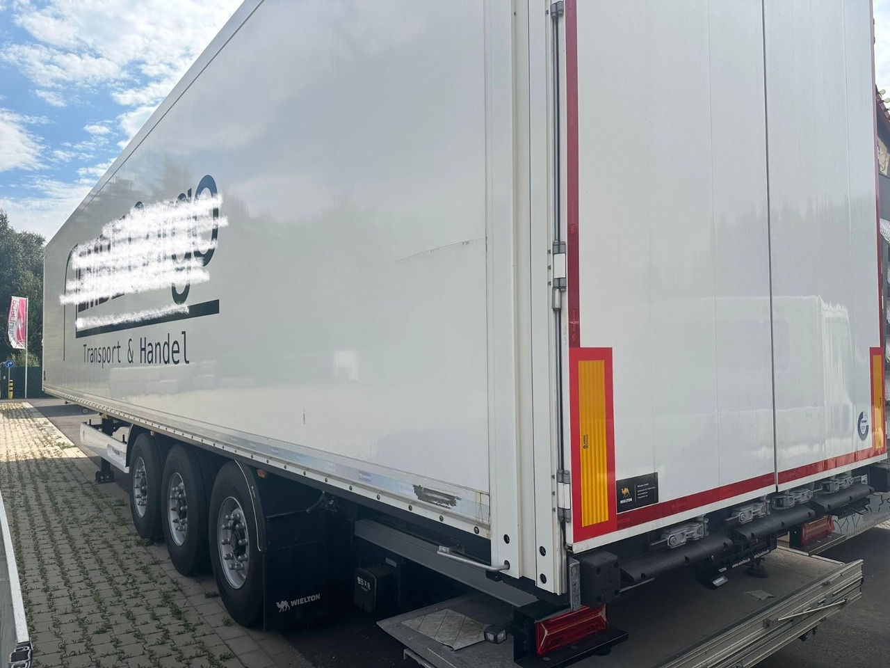 Wielton NSF3 Dry Master/Ladebordwand/LBW/Standard - Polprikolica zabojnik: slika 2 Wielton NSF3 Dry Master/Ladebordwand/LBW/Standard - Polprikolica zabojnik: slika 2