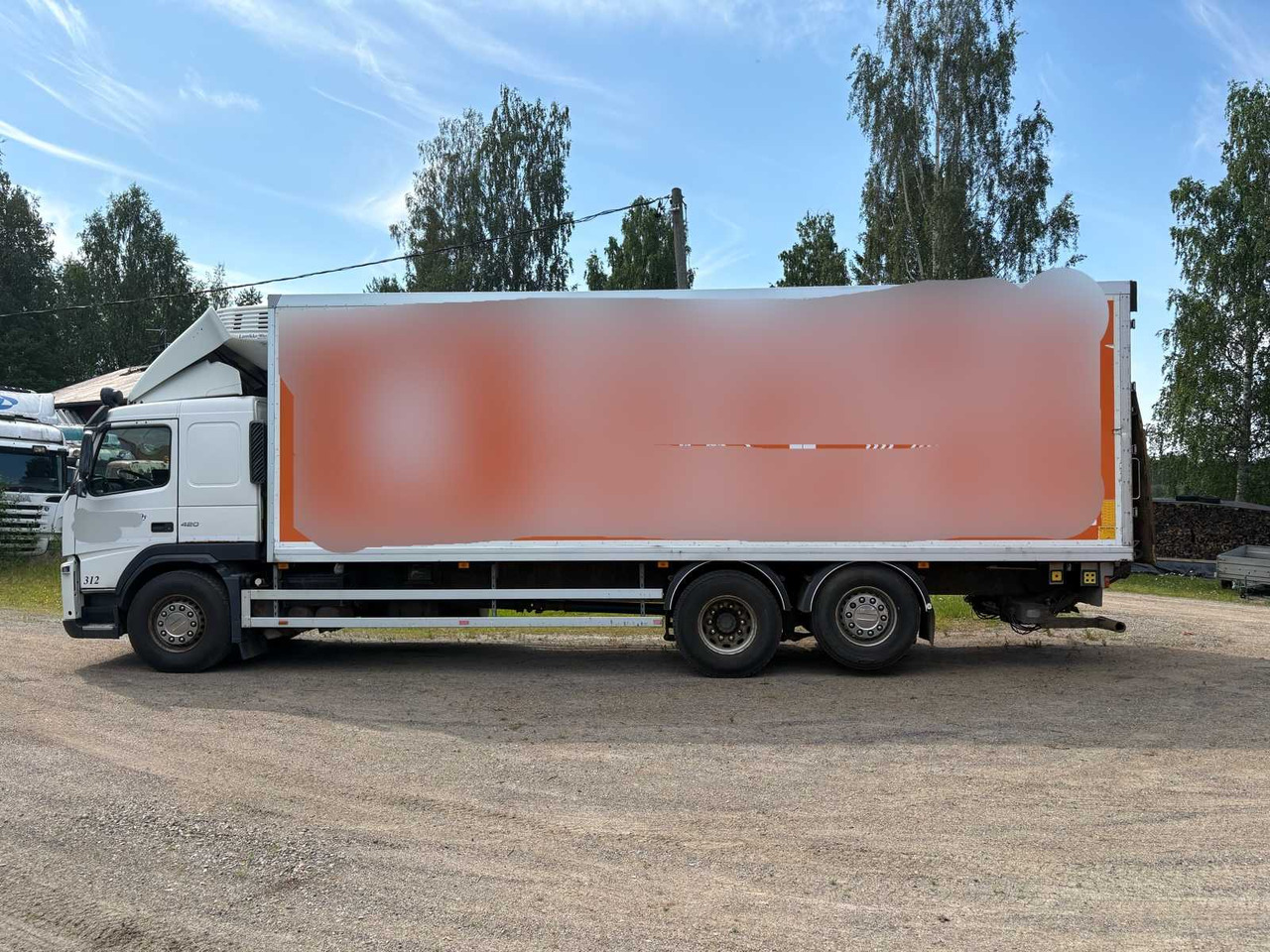 Refrigerated truck Volvo FM-FM 62R B- 6*2/560 + 137 12.8 - Tovornjak hladilnik: slika 5 Refrigerated truck Volvo FM-FM 62R B- 6*2/560 + 137 12.8 - Tovornjak hladilnik: slika 5