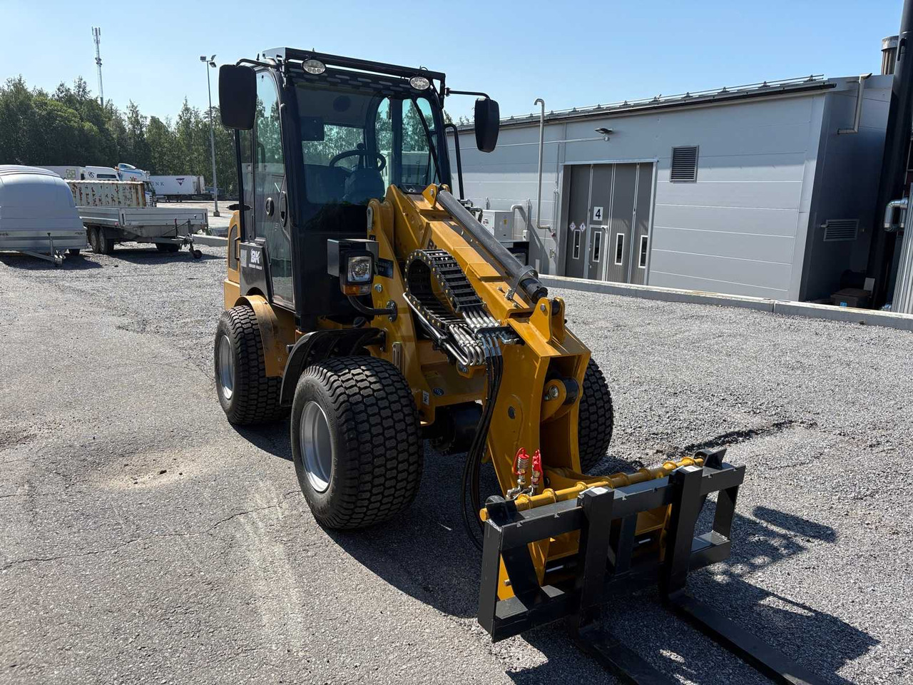 Wheel loader Berger Kraus 810T - Teleskopski kolesni nakladalnik: slika 3 Wheel loader Berger Kraus 810T - Teleskopski kolesni nakladalnik: slika 3
