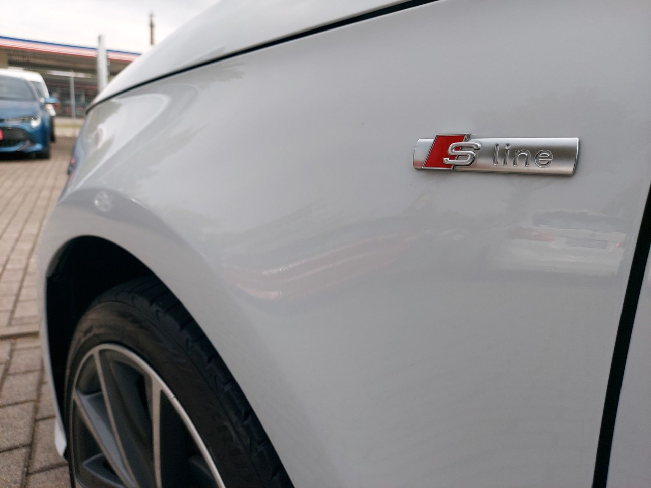 Audi A1 Sportback sport S-Line Pano Bose Xenon DAB - Limuzina: slika 5 Audi A1 Sportback sport S-Line Pano Bose Xenon DAB - Limuzina: slika 5